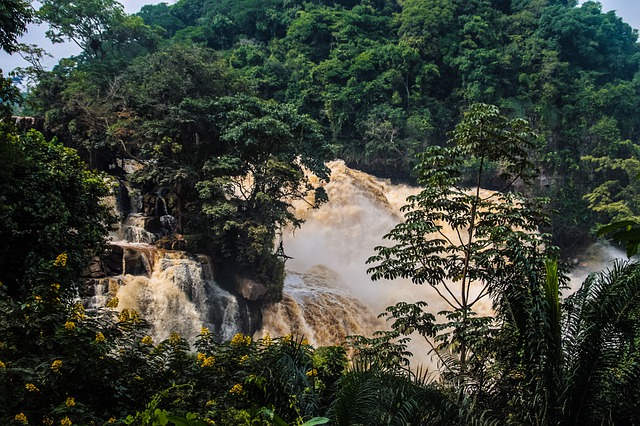 falls-4834262_640