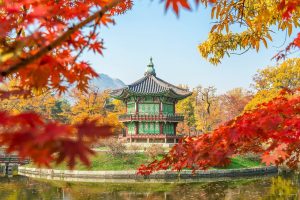 Temple coréen en automne